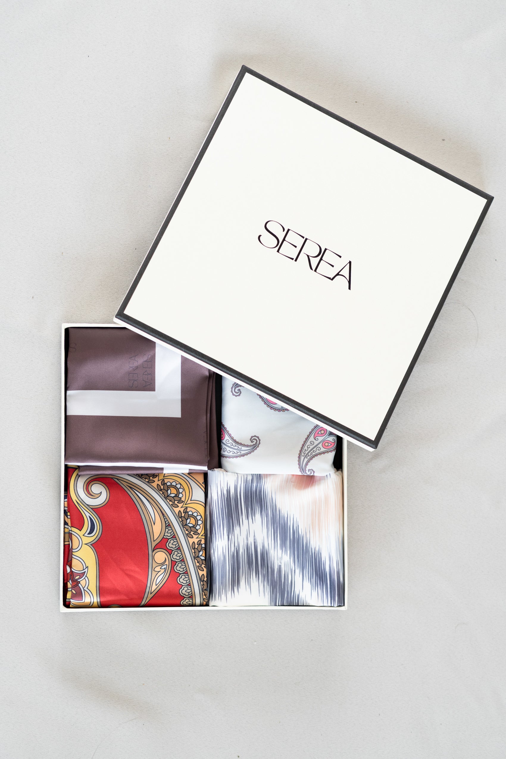SATIN SILK SCARF BOX